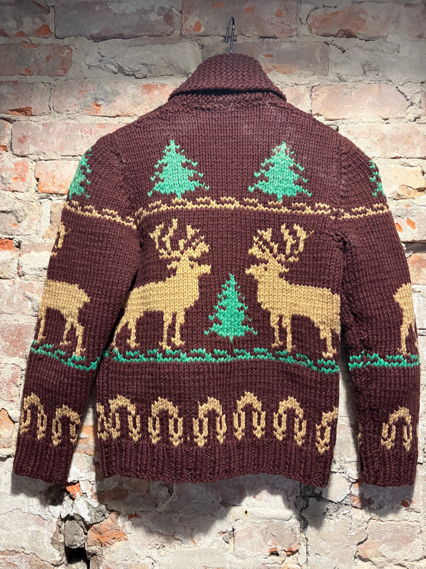 Back of Vintage Chocolate Deer Cowichan Style Sweater Sz S
