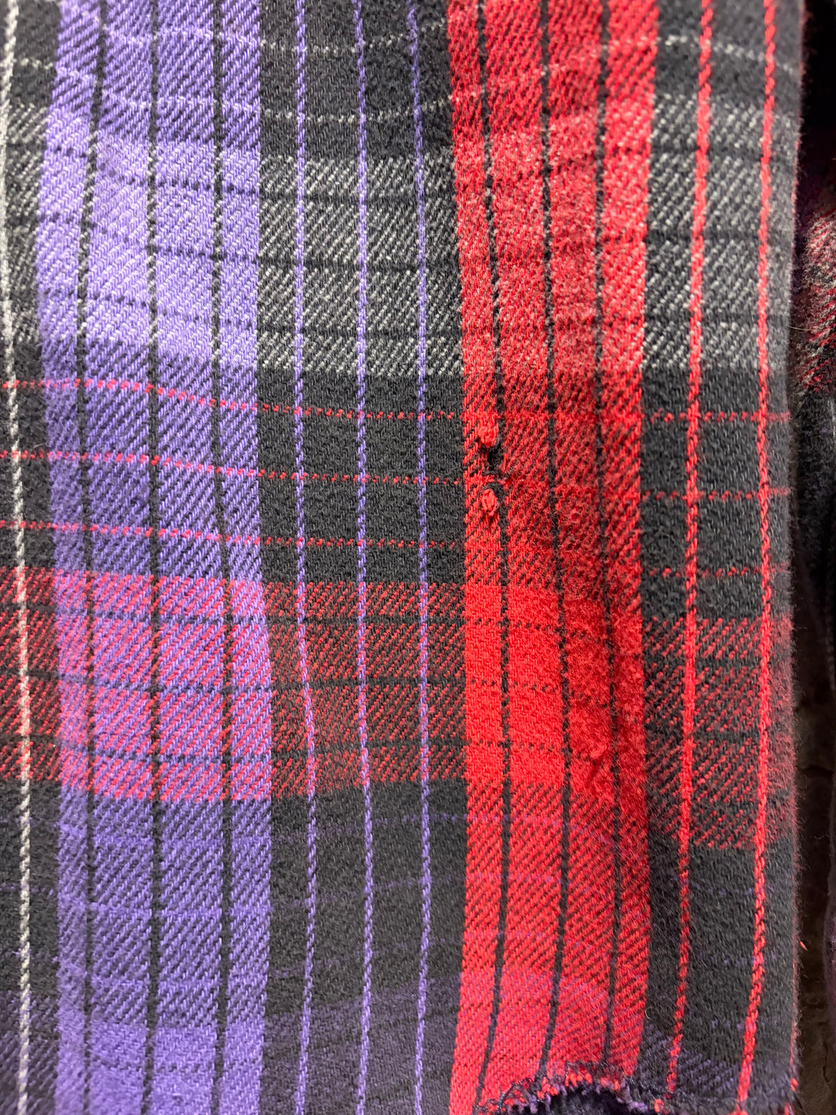 Hole on Vintage Wrangler Western Flannel SZ M