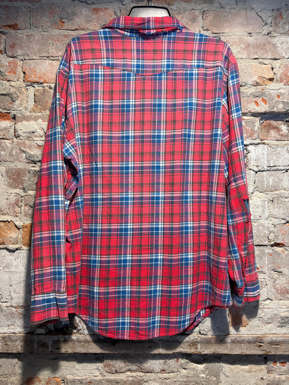 Back of 1970s RanchCraft Distressed Repaired Cotton Western Flannel SZ XL