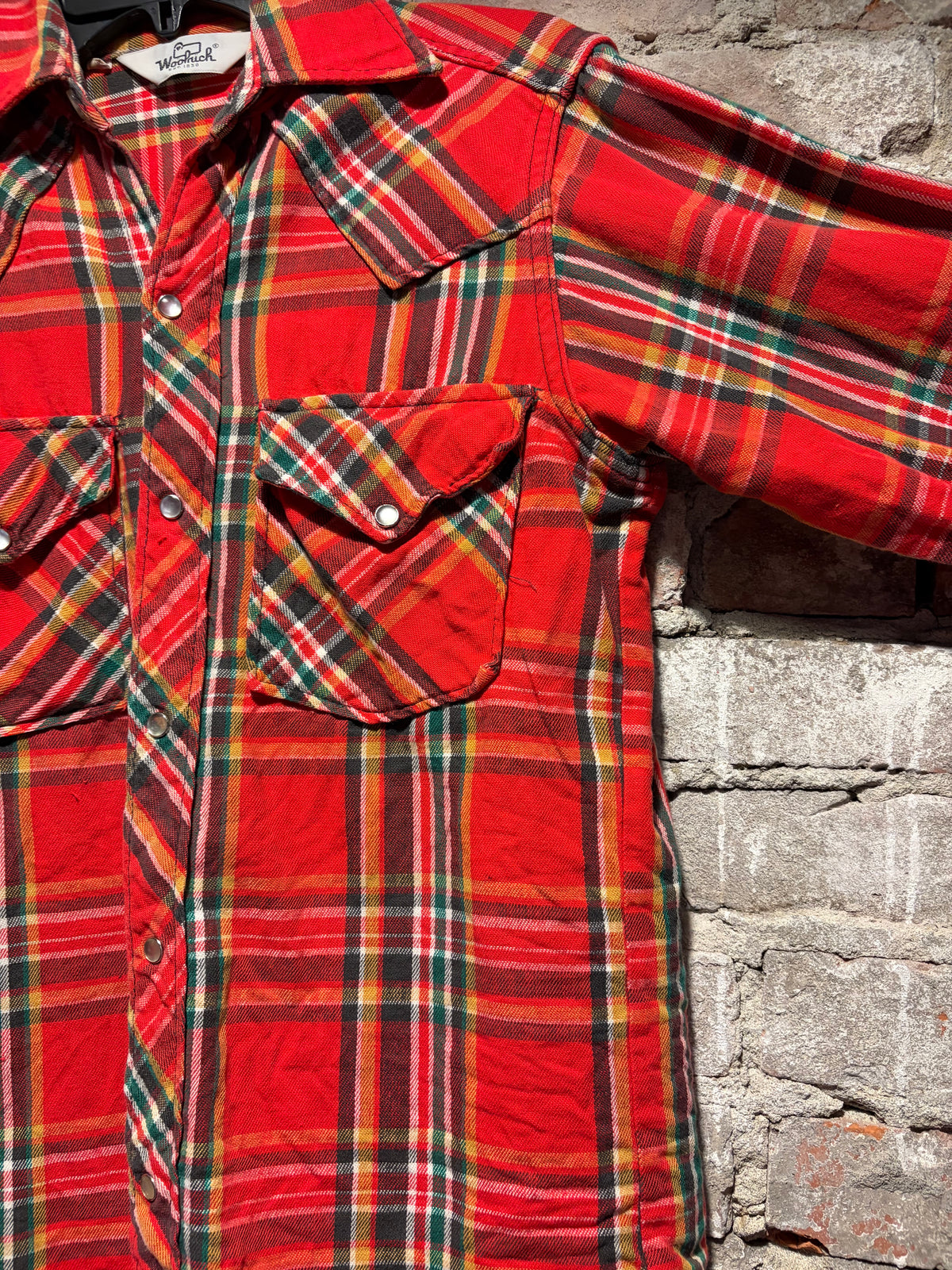 Side of Vintage 1970's Woolrich Flannel Shirt SZ XS