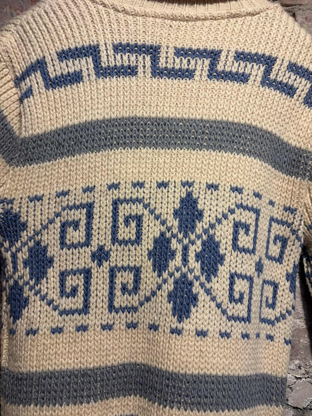 Back Design on Vintage 1960s Pendleton Westerly Sweater Sz M
