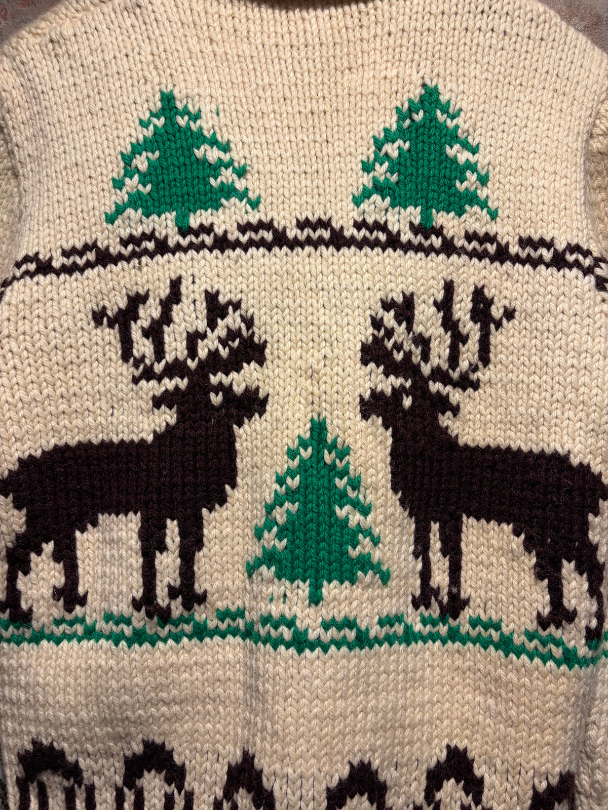 Back Design on 1960s Cream Deer Cowichan Sweater SZ L