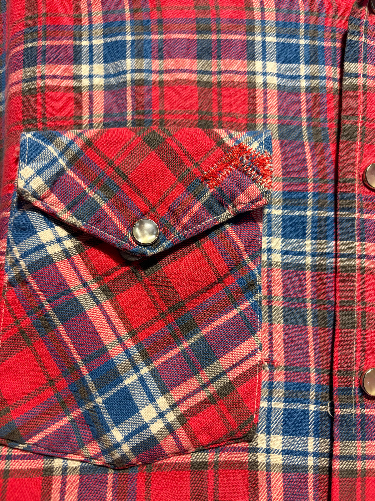 Pocket Repair on 1970s RanchCraft Distressed Repaired Cotton Western Flannel SZ XL