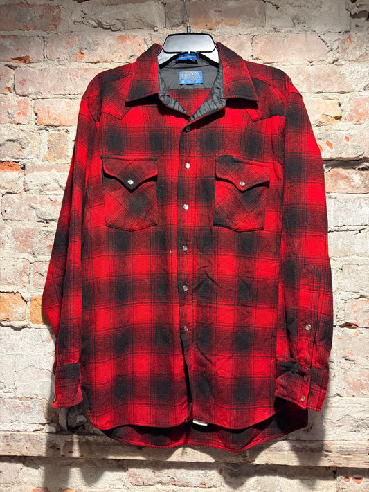 Front of Vintage Red Pendleton Western Flannel SZ L