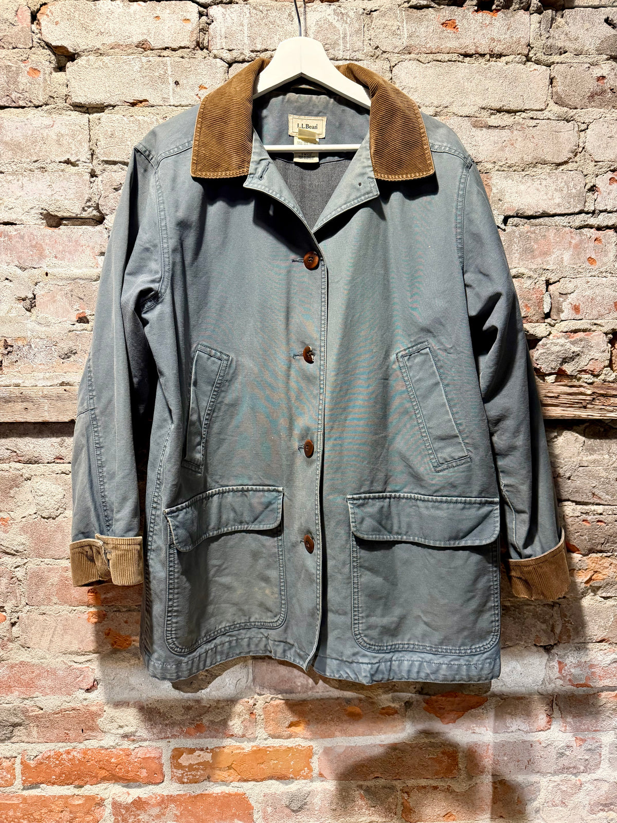 Front of Vintage Women's L.L. Bean Barn Coat SZ L
