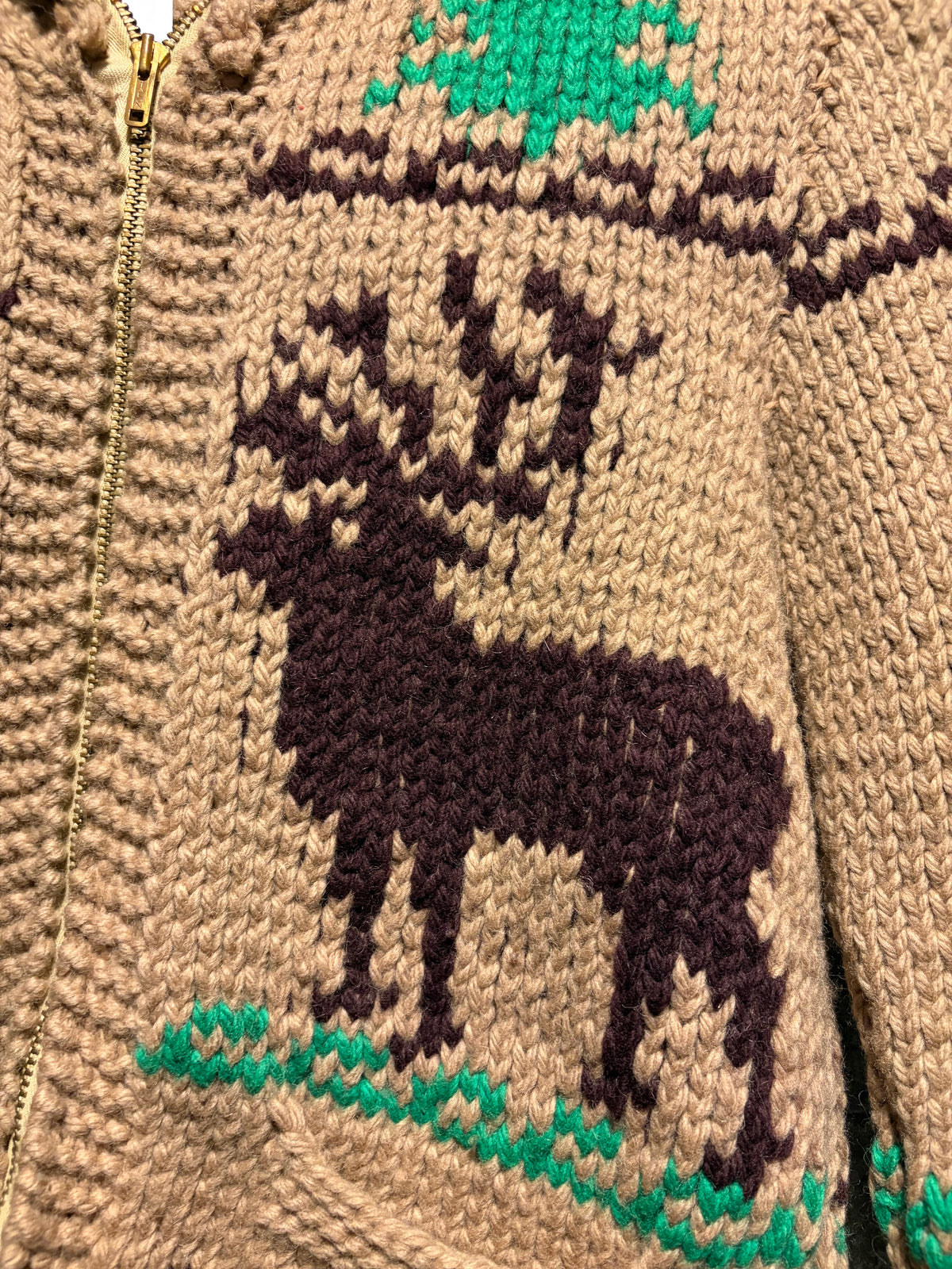 Design on Vintage Light Brown Deer Cowichan Style Sweater Sz S