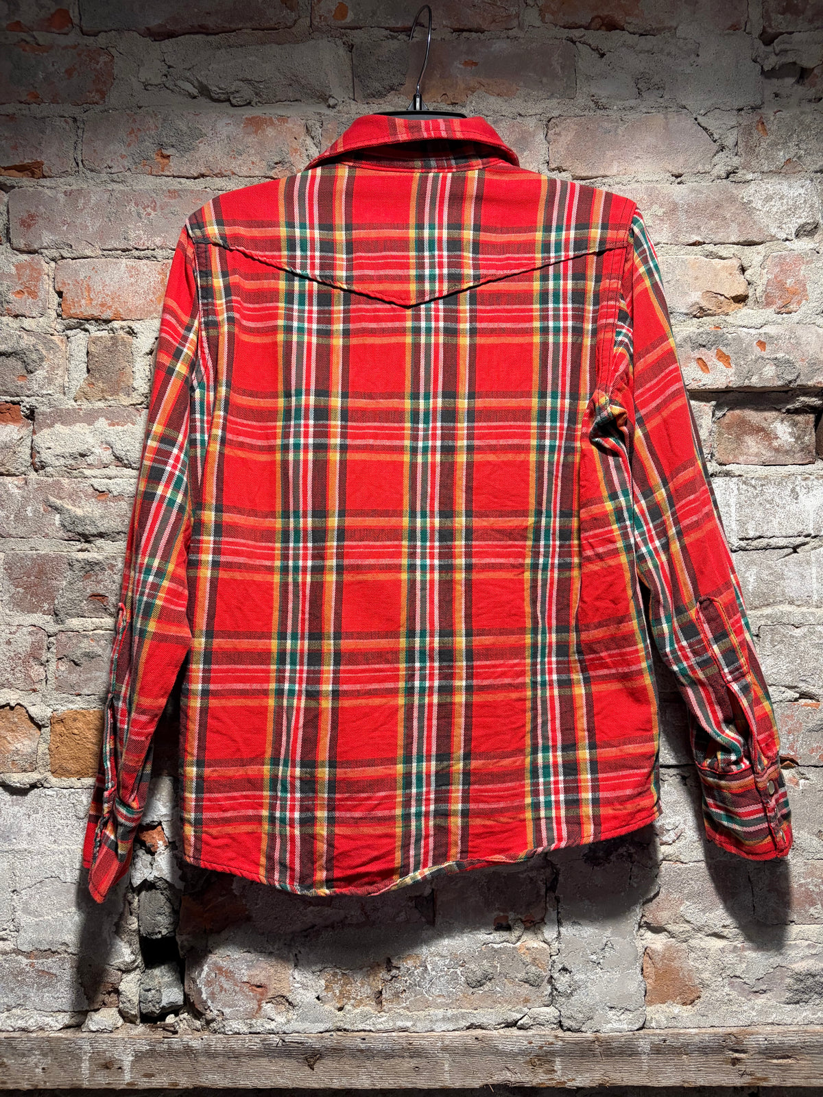 Back of Vintage 1970's Woolrich Flannel Shirt SZ XS
