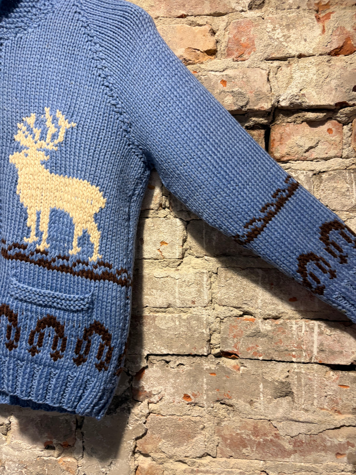 Left Sleeve on Vintage 1960s Blue Deer Cowichan Zip Up Sweater SZ S