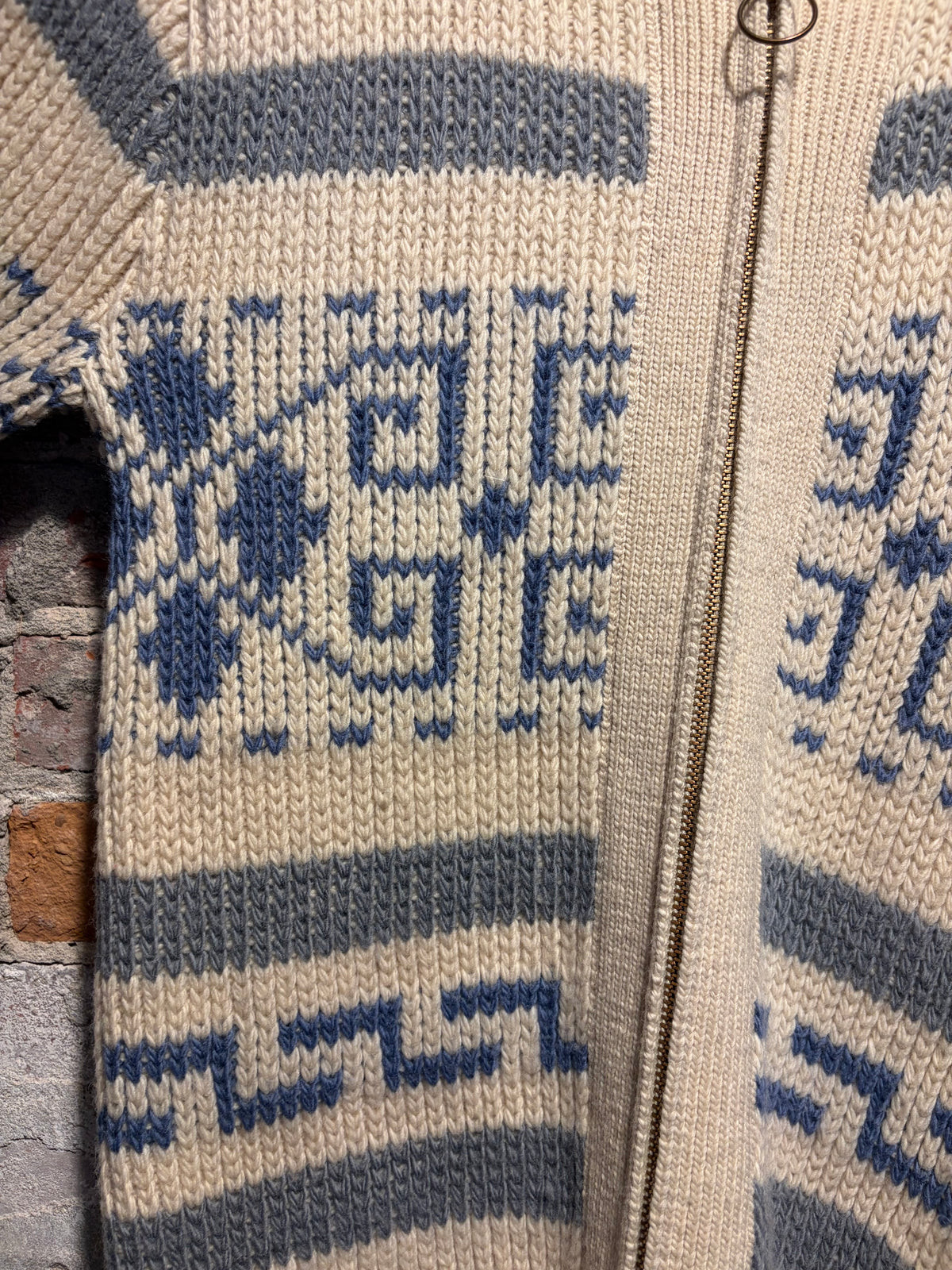 Pattern on Vintage 1960s Pendleton Westerly Sweater Sz M