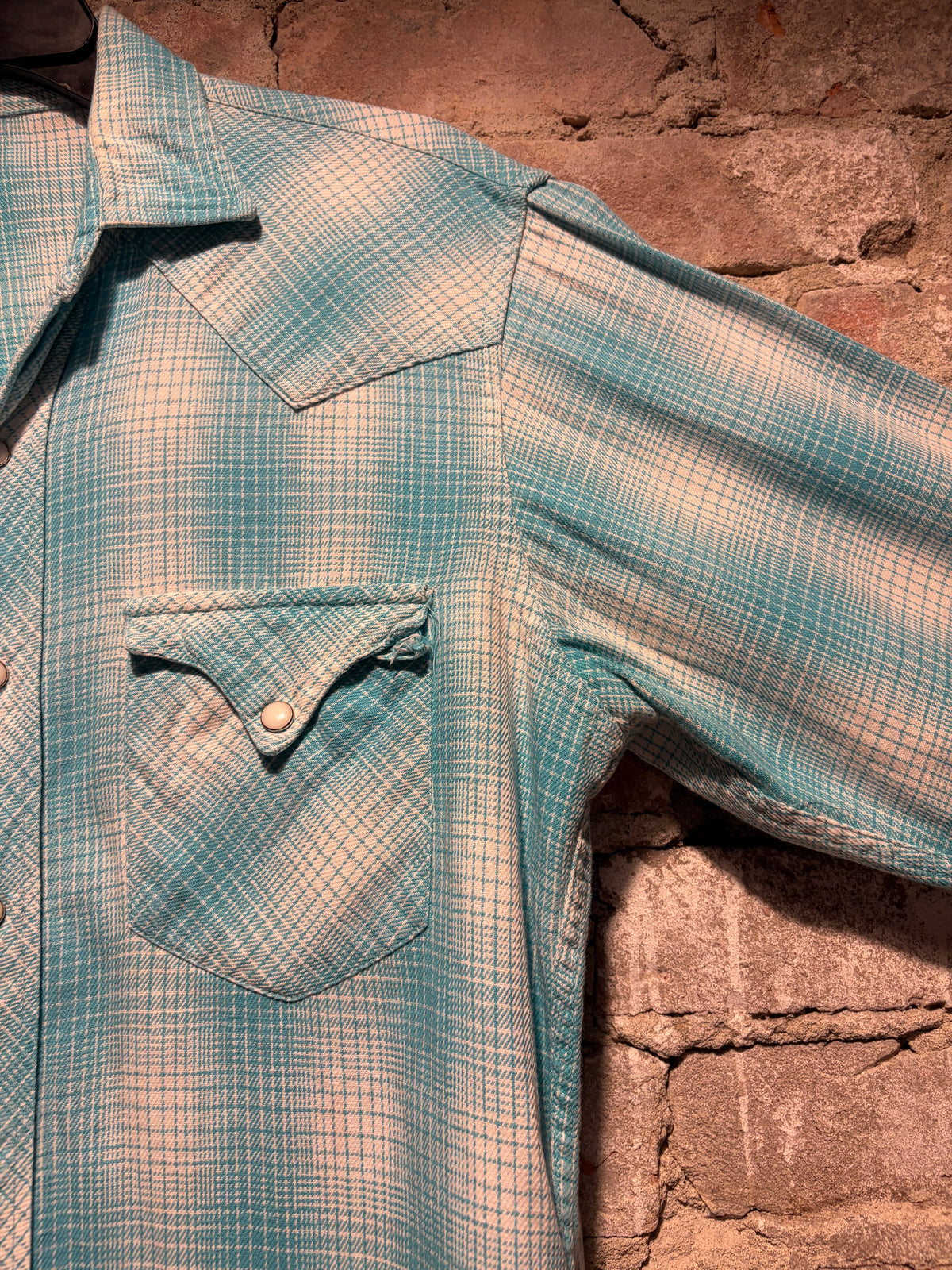 Pit on Vintage Thorobred Western Flannel SZ S