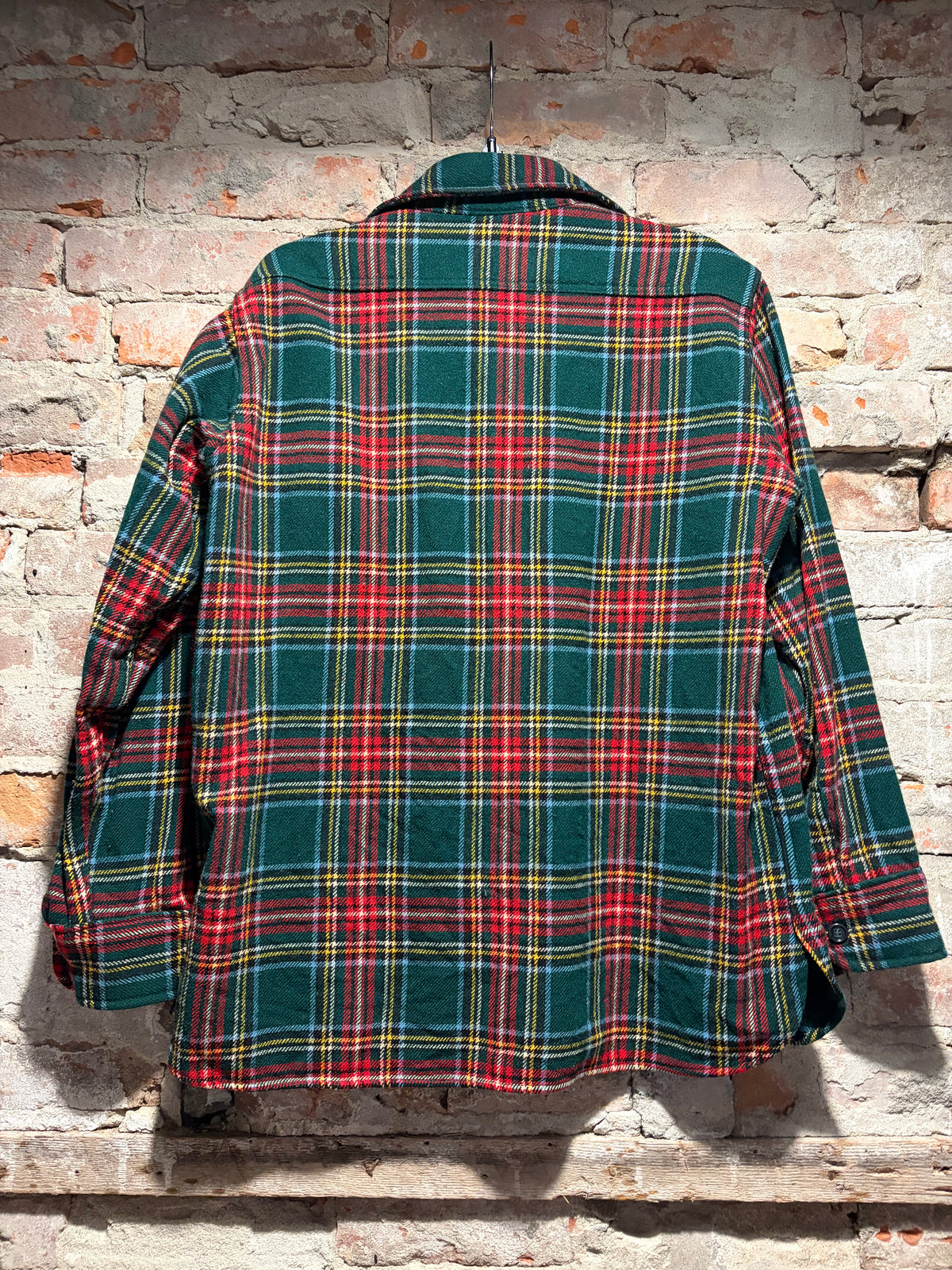 Back of Vintage 1970's Woolrich Flannel SZ L
