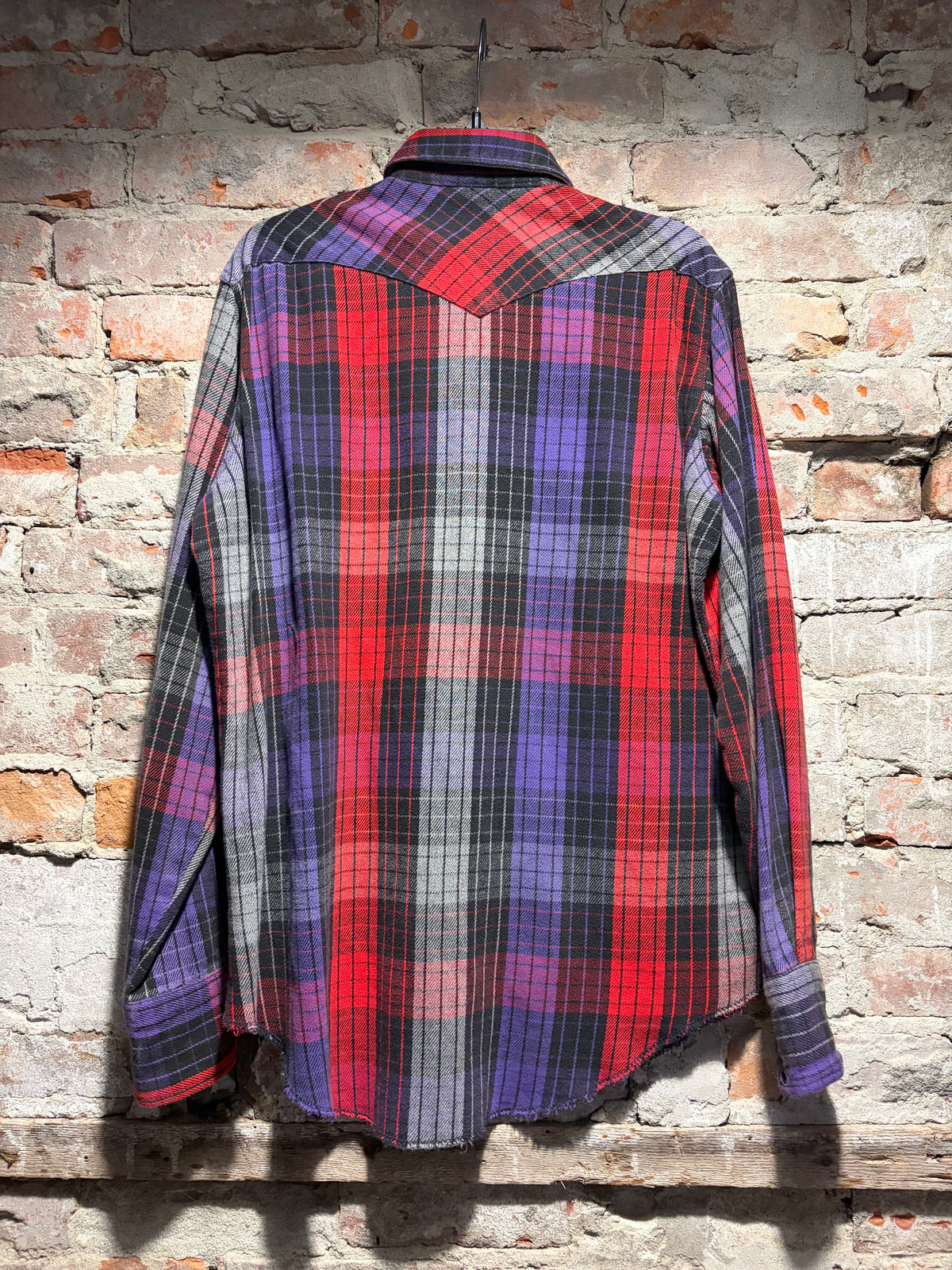 Back of Vintage Wrangler Western Flannel SZ M
