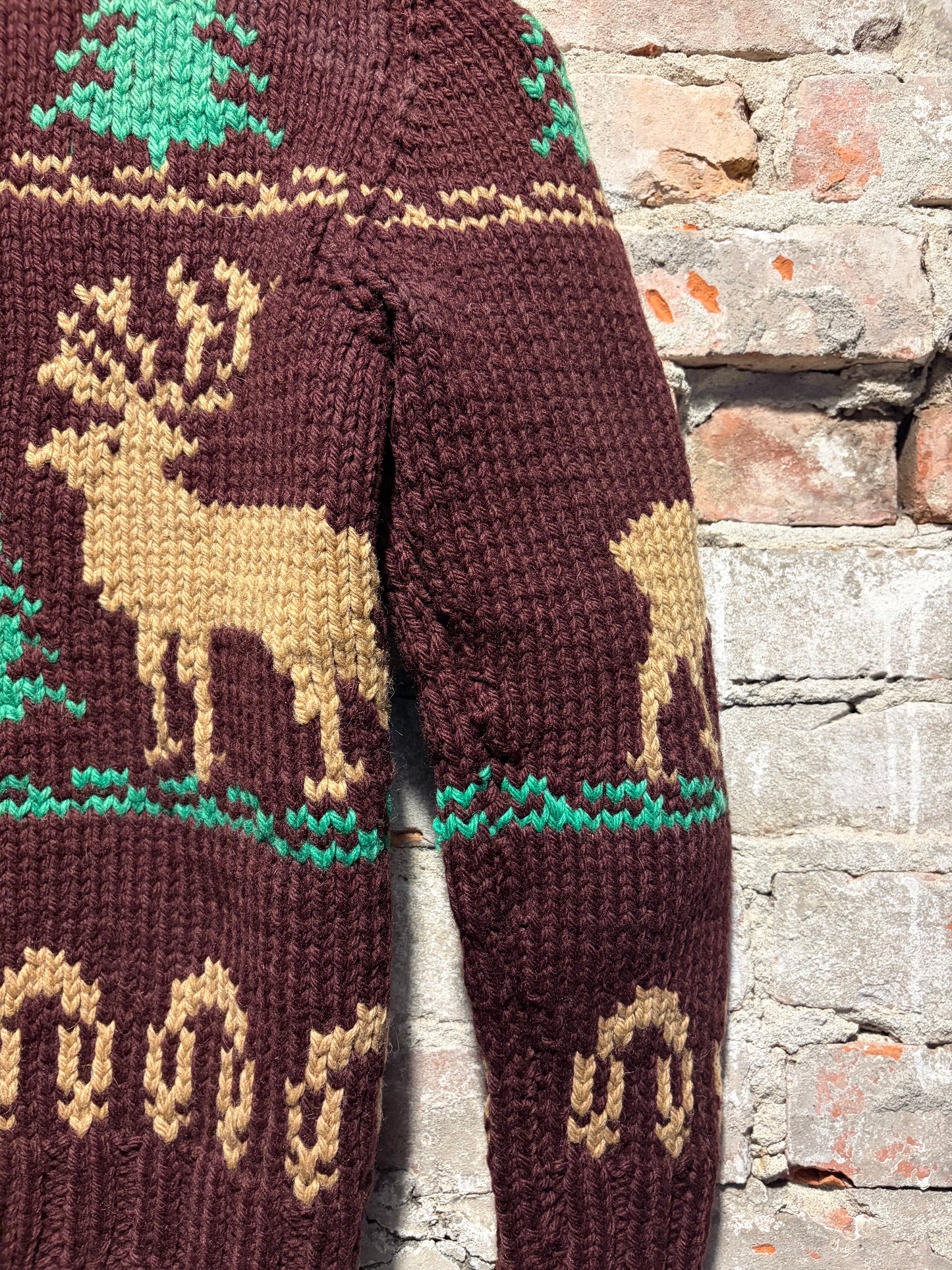 Back of Vintage Chocolate Deer Cowichan Style Sweater Sz S
